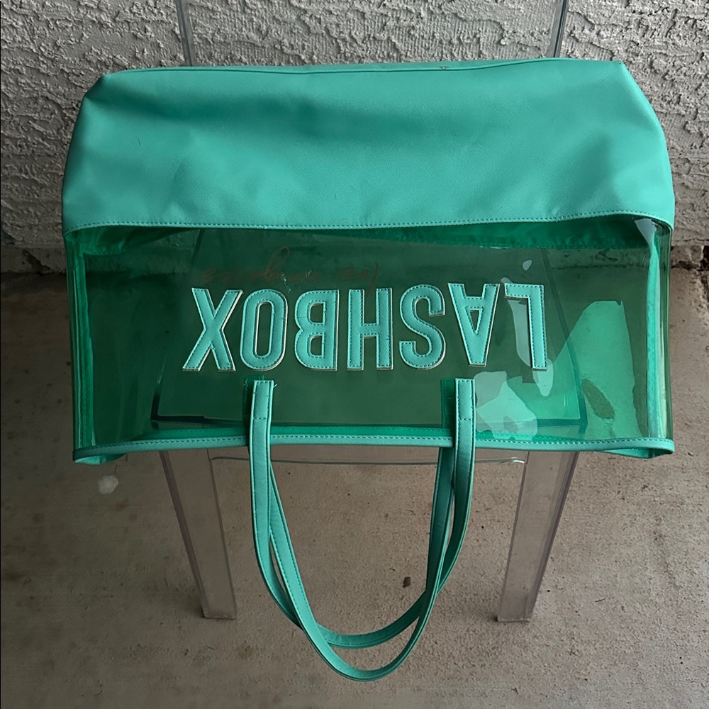 LBLA Vacation Tote XL-Lashbox LA luxury vegan leather & PVC bag-used few times - Picture 13 of 16